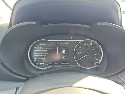 Used 2023 Nissan Versa SR w/ Trunk Package image 22