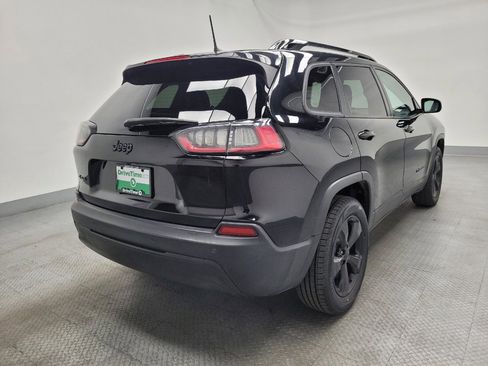 Used 2019 Jeep Cherokee Latitude Plus AWD/4WD image 9