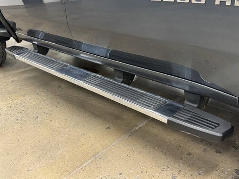 Used 2020 Chevrolet Silverado 2500 LTZ w/ LTZ Premium Package image 22