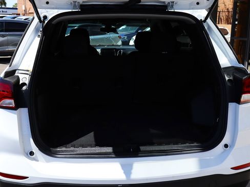 Used 2022 Chevrolet Equinox LT FWD image 24
