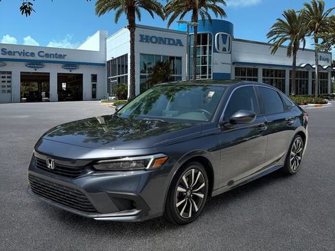 Used 2024 Honda Civic EX image 4
