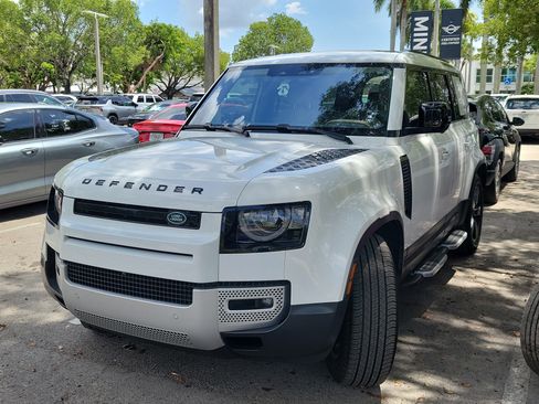 Used 2020 Land Rover Defender 110 SE AWD/4WD image 3