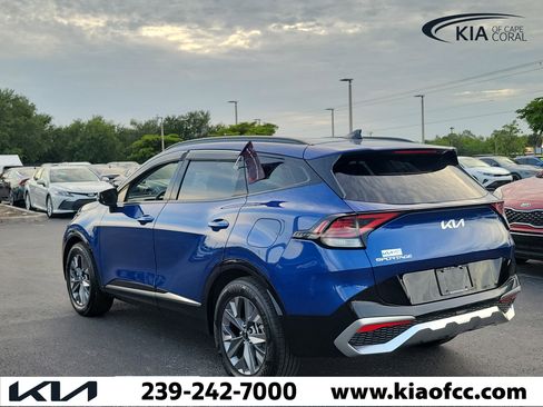 Used 2025 Kia Sportage SX FWD image 4