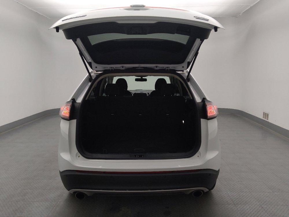 Used 2018 Ford Edge SEL AWD/4WD image 29
