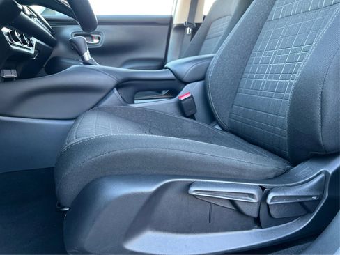 Used 2024 Honda HR-V LX image 20