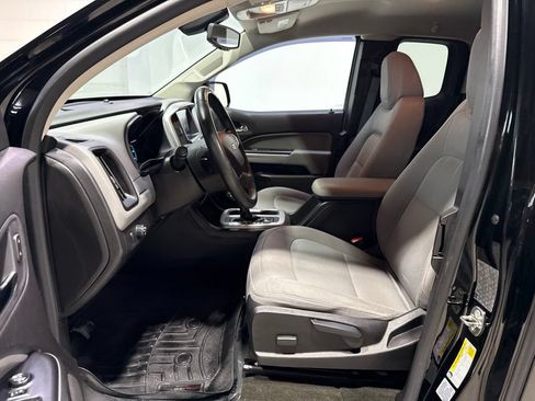 Used 2016 Chevrolet Colorado LT w/ LT Convenience Package RWD image 20