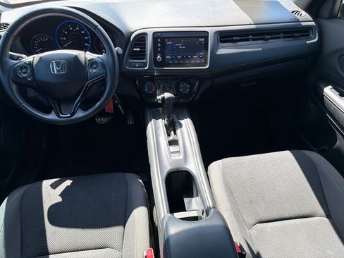 Used 2020 Honda HR-V Sport image 14
