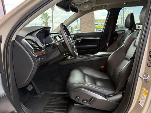 Used 2016 Volvo XC90 T6 Momentum w/ Momentum Plus Package AWD/4WD image 41
