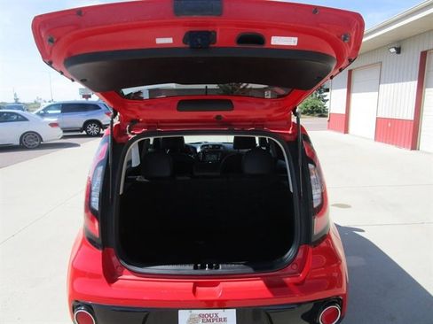 Used 2018 Kia Soul ! image 10