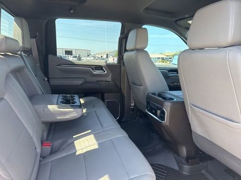 Used 2022 Chevrolet Silverado 1500 LTZ w/ Technology Package AWD/4WD image 23