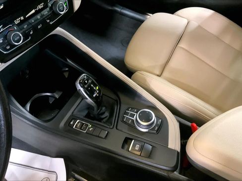 Used 2022 BMW X2 sDrive28i w/ Convenience Package FWD image 17