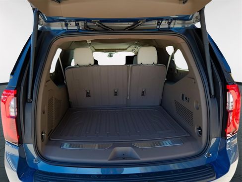 New 2026 GMC Yukon XL Denali w/ Denali Reserve Package image 27