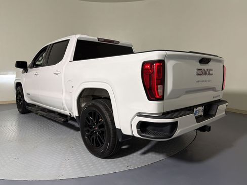 Used 2024 GMC Sierra 1500 Elevation RWD image 3