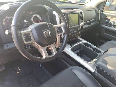 Used 2017 RAM 1500 Laramie image 15