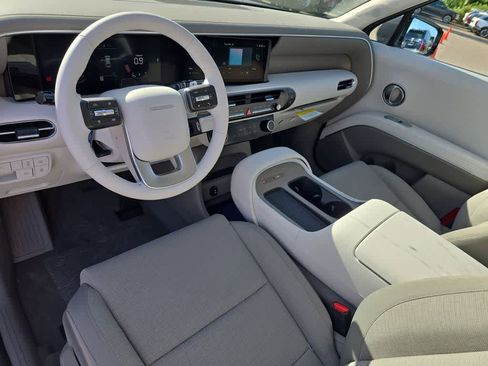 New 2026 Hyundai Palisade SE FWD image 15