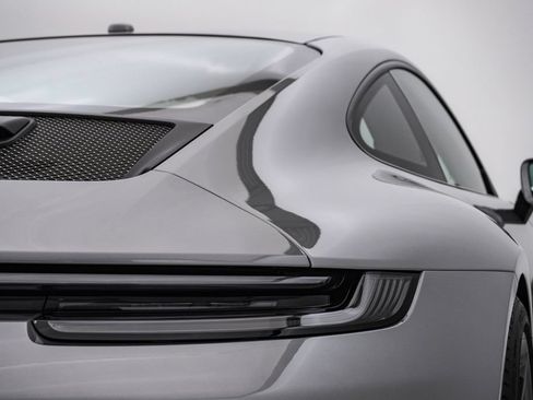 Certified 2024 Porsche 911 GT3 RWD image 12