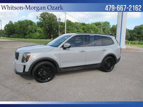 Used 2022 Kia Telluride EX w/ EX Premium Package AWD/4WD image 4