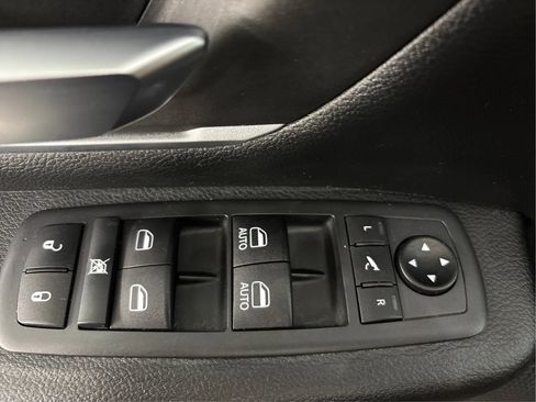 Used 2021 RAM 1500 Big Horn AWD/4WD image 40