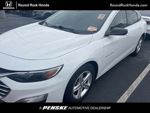 Used 2023 Chevrolet Malibu LS image 1