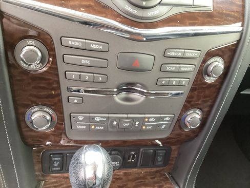 Used 2019 Nissan Armada SL w/ Premium Package RWD image 19