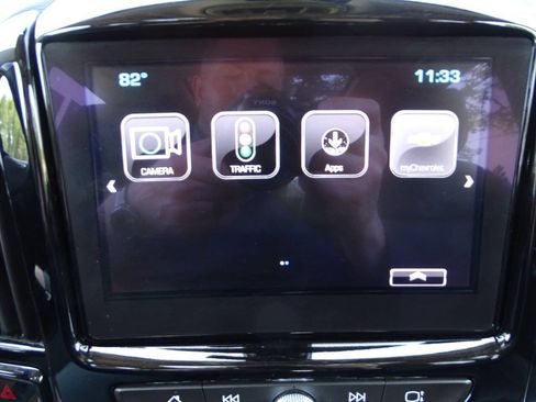 Used 2018 Chevrolet Traverse AWD LT w/ 2LT image 31