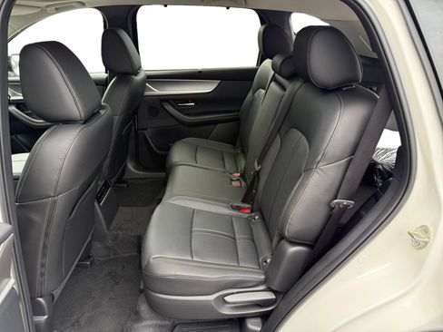 New 2025 MAZDA CX-70 Plug-In Hybrid w/ Premium Pkg image 16