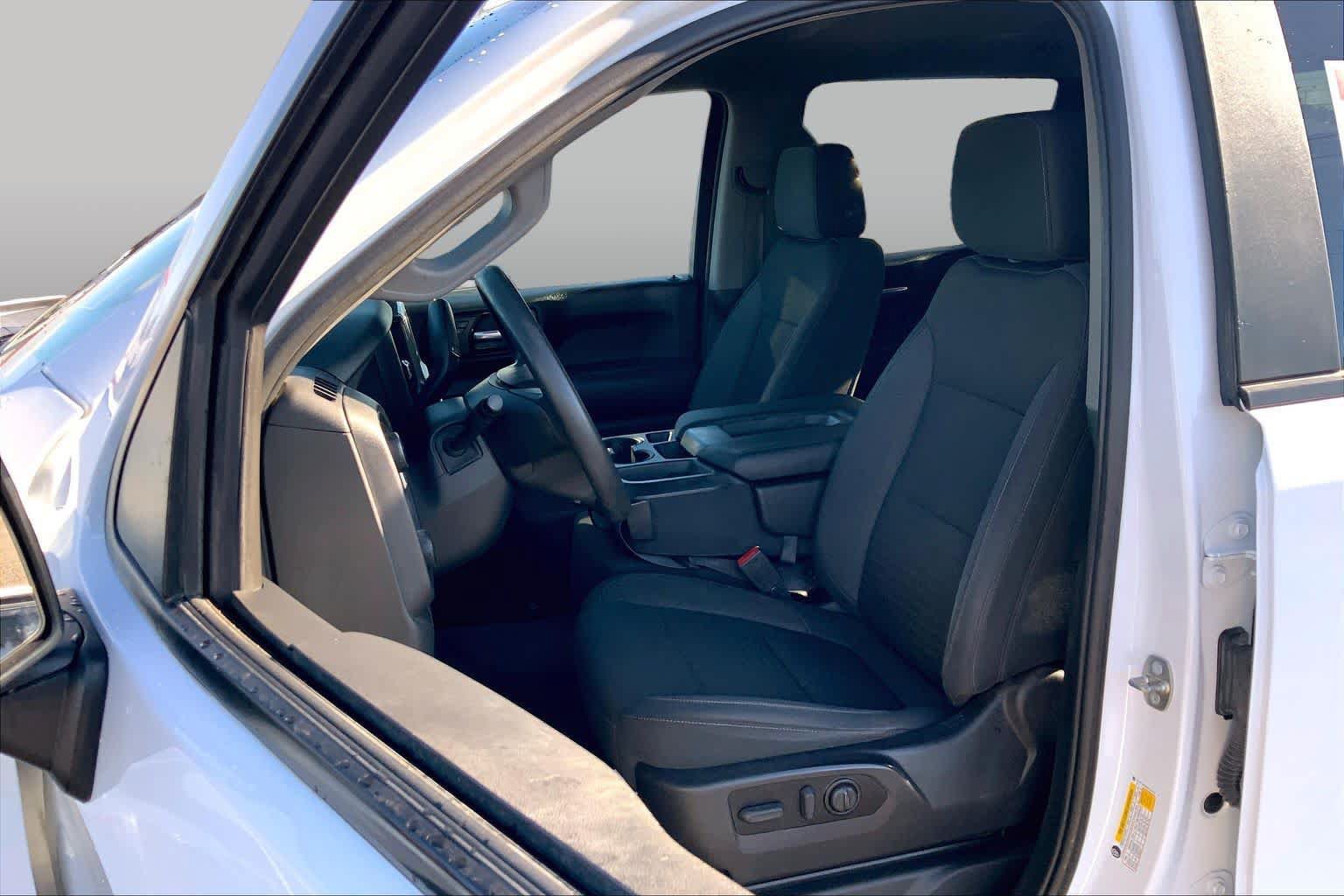 Used 2022 Chevrolet Silverado 1500 Custom AWD/4WD image 8
