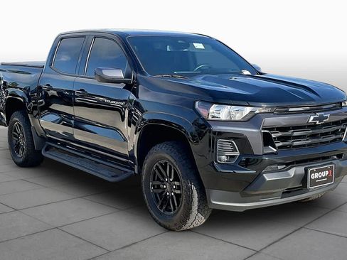 Used 2024 Chevrolet Colorado LT w/ LT Convenience Package II RWD image 3