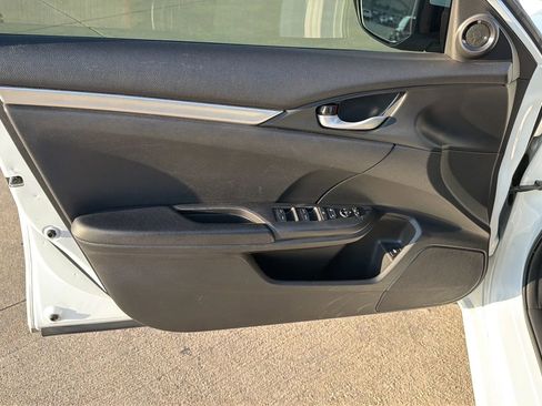 Used 2019 Honda Civic Sport image 81