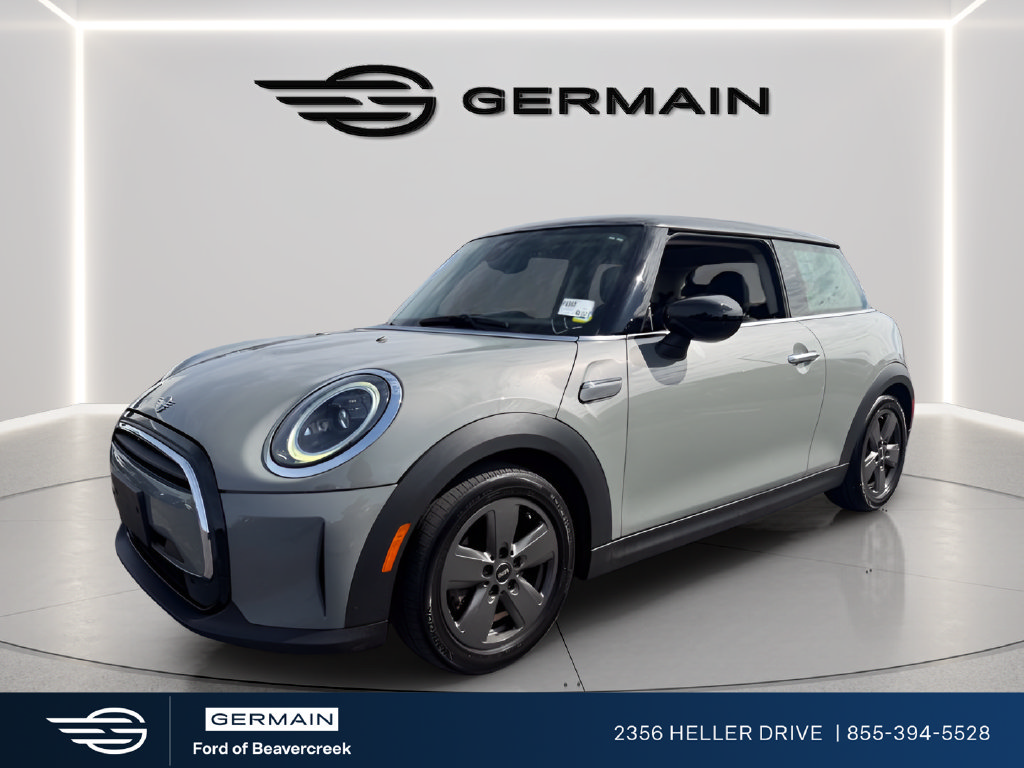Used 2023 MINI Cooper 2-Door Hardtop FWD image 4
