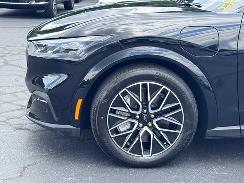 Used 2025 Ford Mustang Mach-E Premium RWD image 40