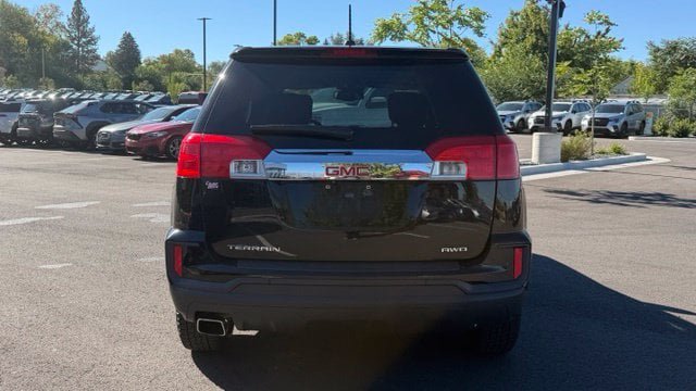 Used 2016 GMC Terrain SLE AWD/4WD image 4
