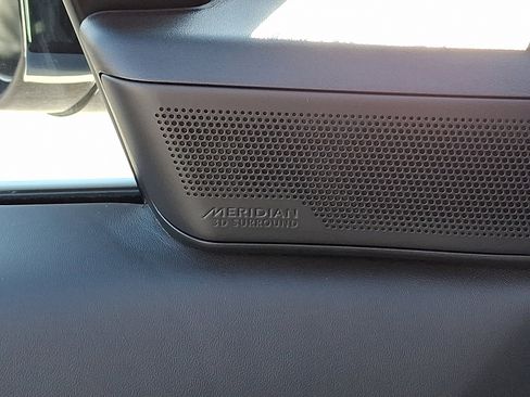 Used 2024 Land Rover Range Rover Sport SE image 23