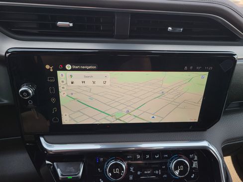 New 2026 GMC Sierra 1500 Denali w/ Denali Reserve Package image 13