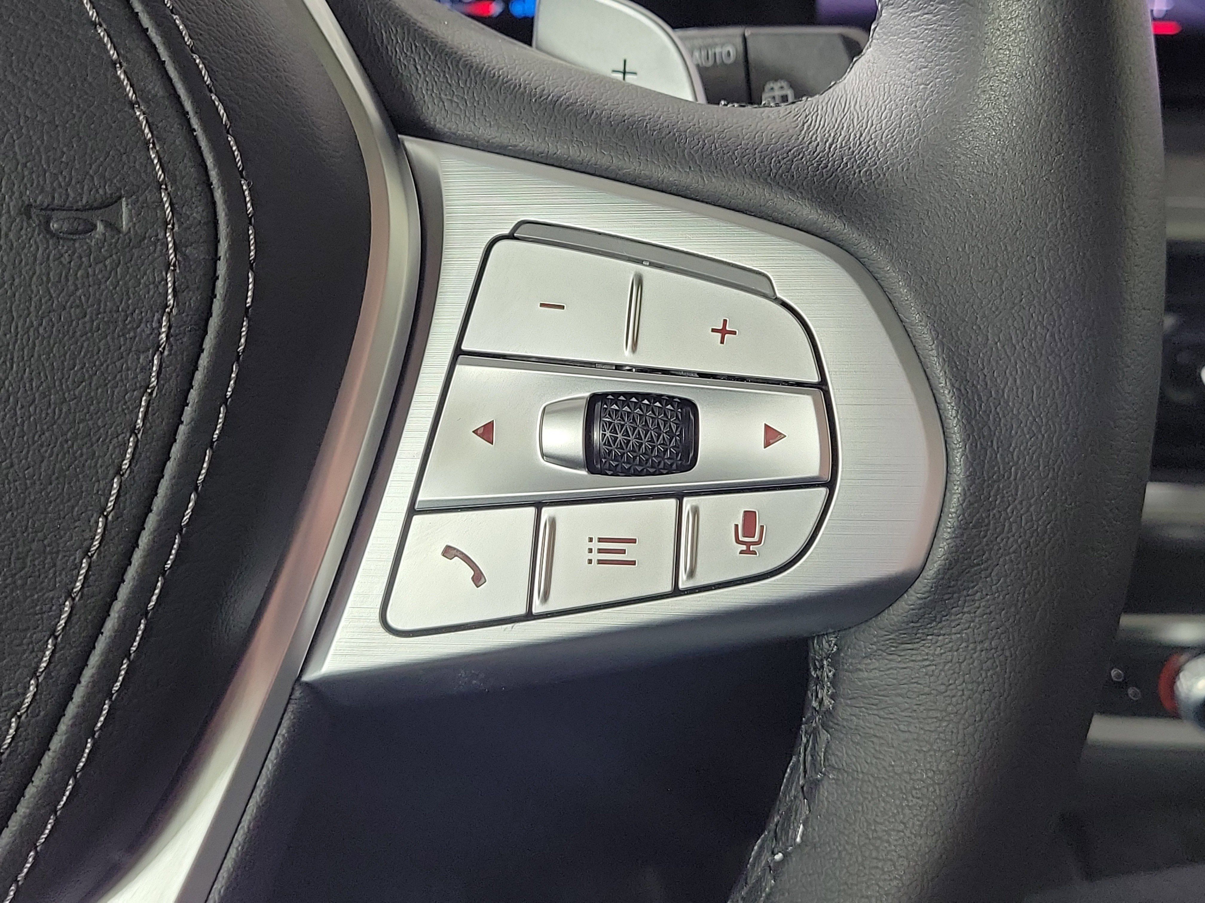 Certified 2026 BMW X7 xDrive40i AWD/4WD image 14