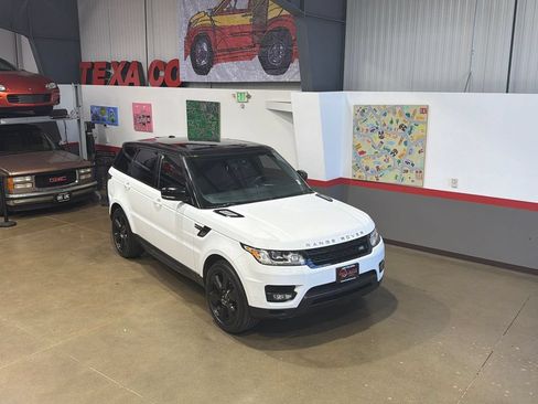 Used 2015 Land Rover Range Rover Sport HSE AWD/4WD image 39