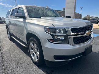 Used 2015 Chevrolet Suburban LT video 2