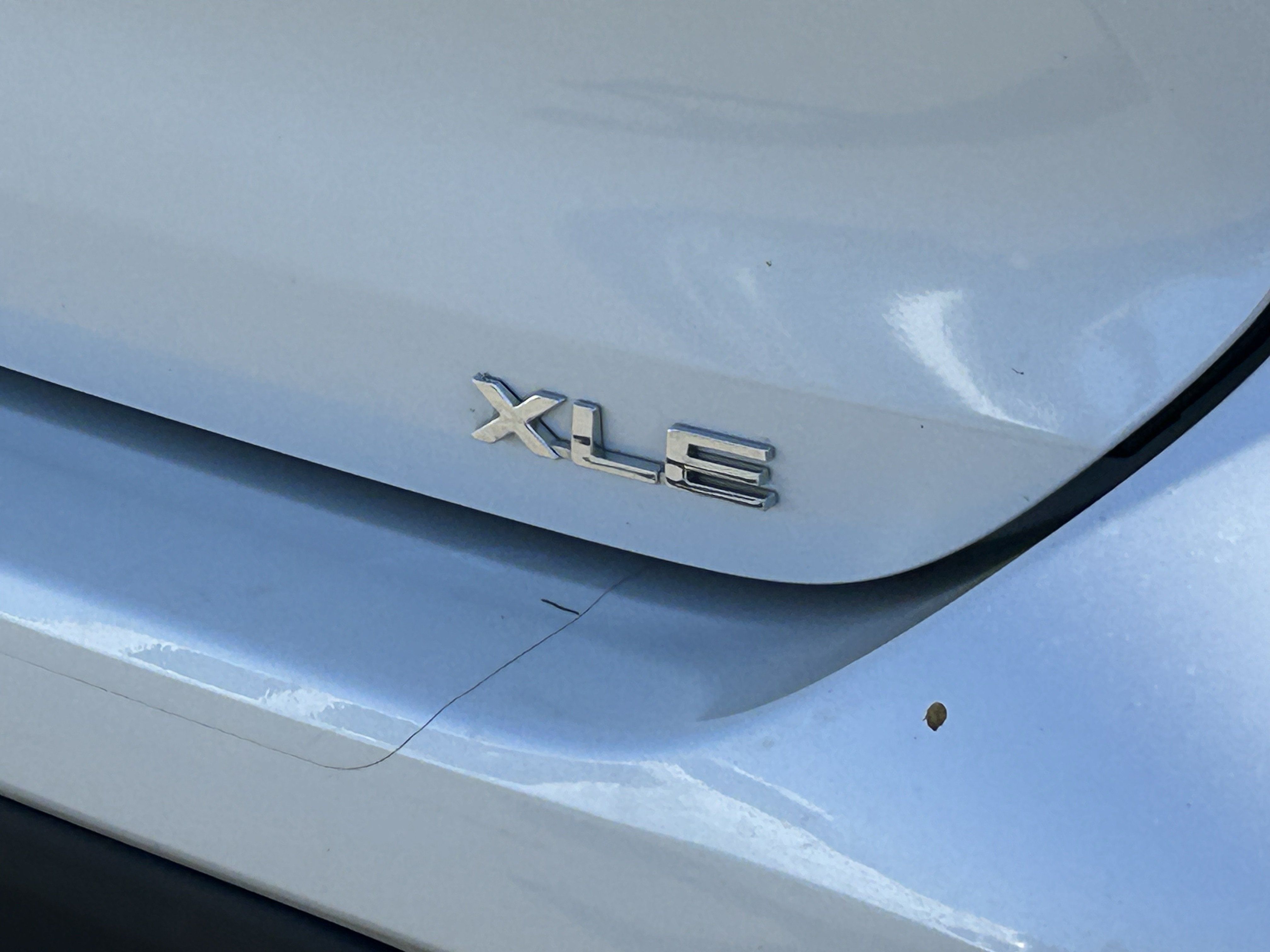 Used 2024 Toyota Highlander XLE FWD image 4