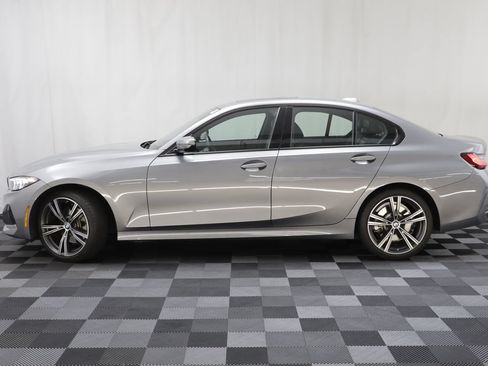 Used 2023 BMW 330i xDrive Sedan w/ Premium Package AWD/4WD image 4