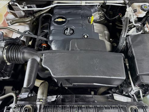 Used 2022 Chevrolet Colorado LT w/ Fleet Safety Package image 38