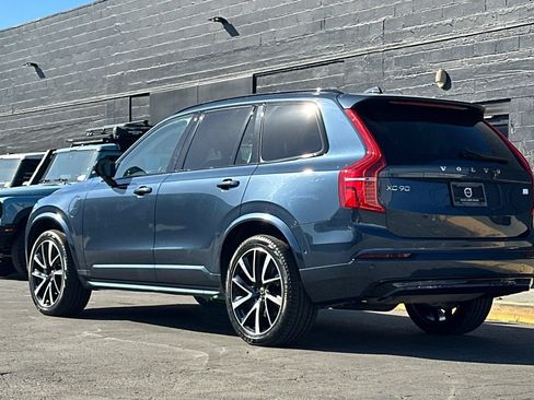 Certified 2023 Volvo XC90 T8 Plus AWD/4WD image 7