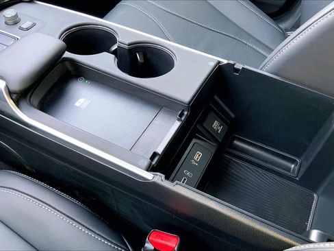 Used 2025 Acura TLX w/ Technology Package image 32