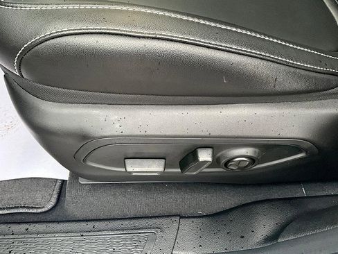 New 2025 Jeep Grand Cherokee L Limited image 15