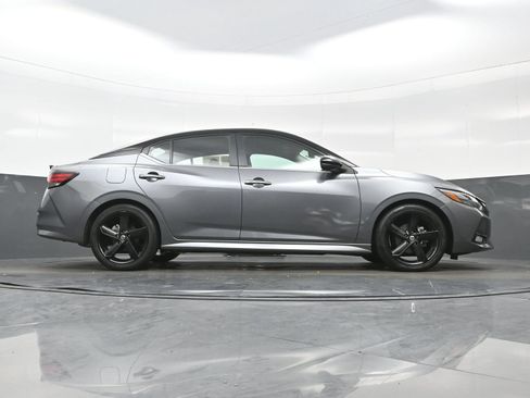 Used 2023 Nissan Sentra SR w/ Electronics Package FWD image 29