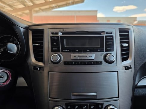 Used 2012 Subaru Outback 2.5i Premium AWD/4WD image 20