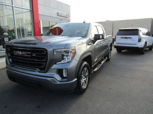 Used 2022 GMC Sierra 1500 Elevation AWD/4WD image 2