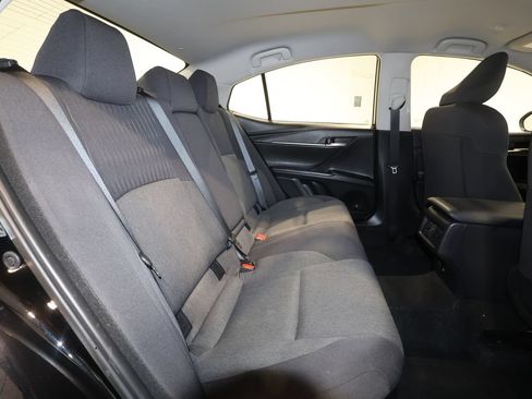 Used 2025 Toyota Camry LE FWD image 25
