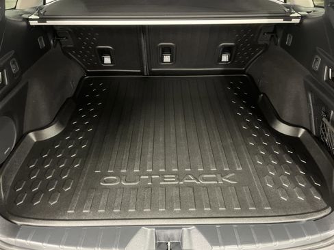 Used 2025 Subaru Outback Touring image 15