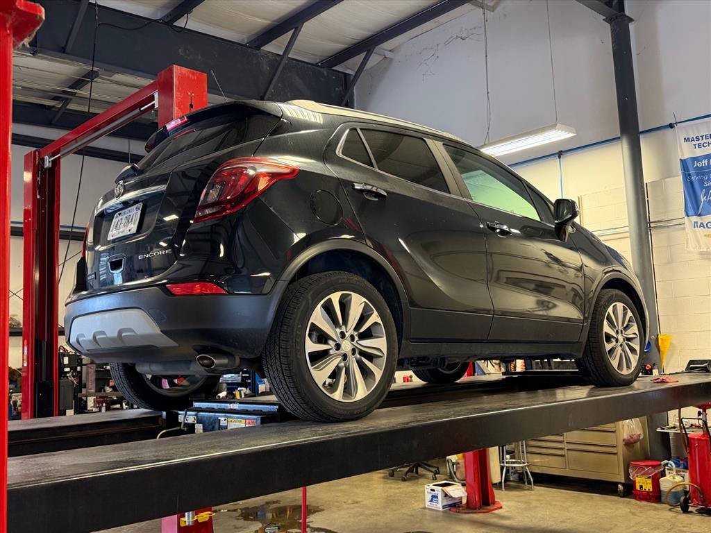 Used 2019 Buick Encore Preferred FWD image 3