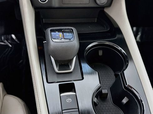 Certified 2021 Nissan Rogue SL w/ Premium Package FWD image 11